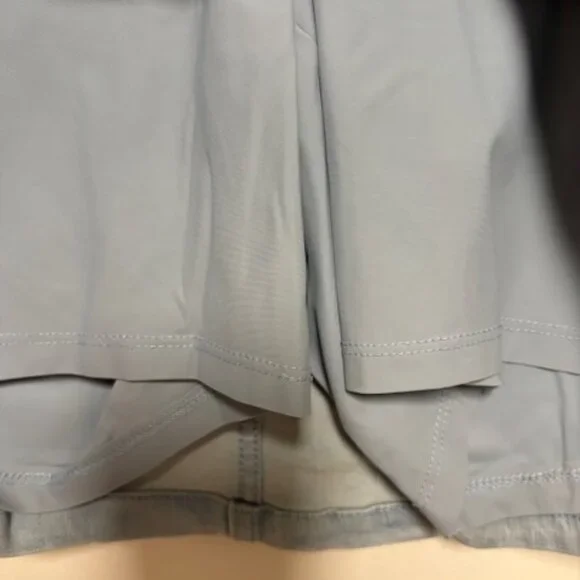 S.C.&CO WOMEN LIGHT BLUE JEAN SKORT. SZ. XL - Picture 3 of 3